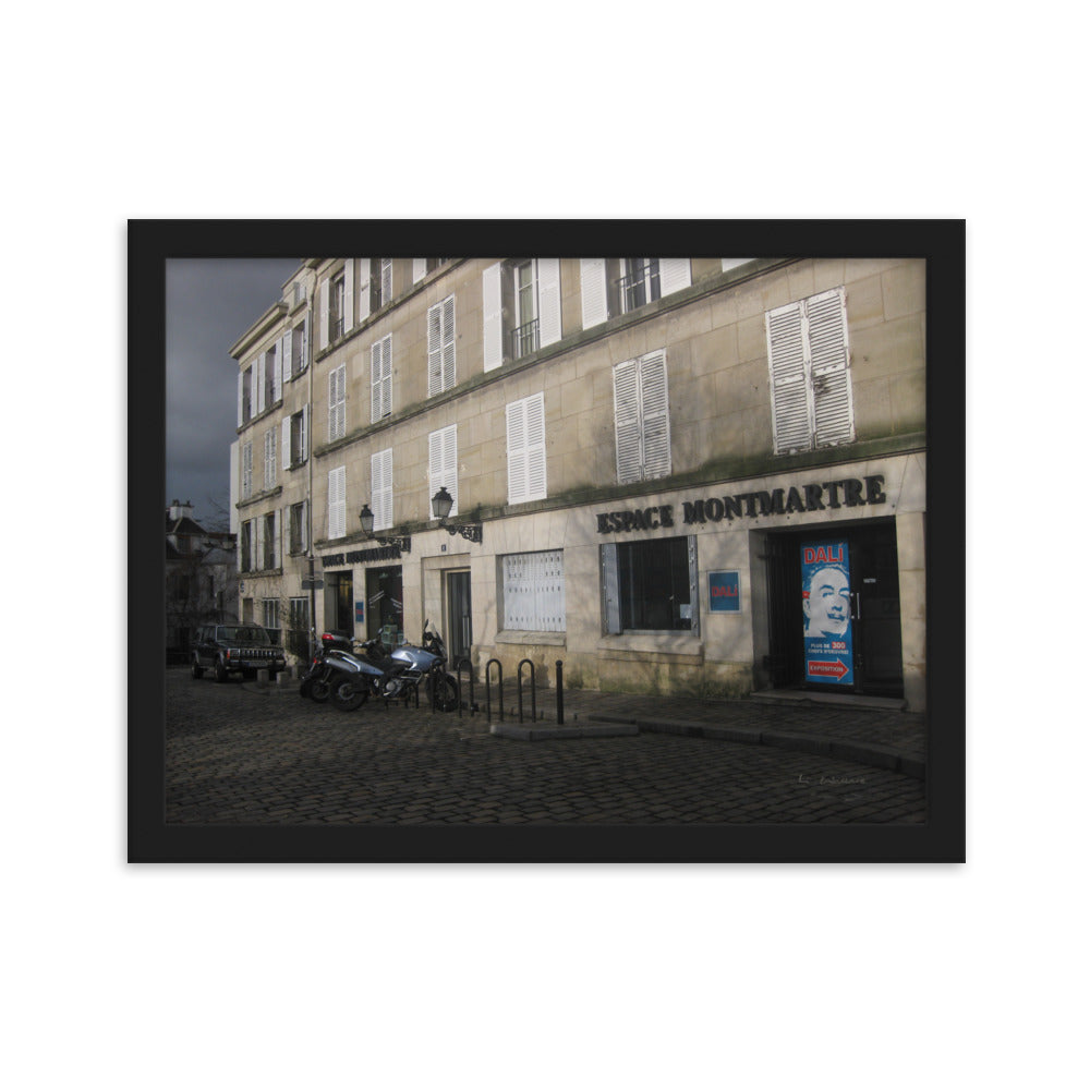 Paris Montmartre 9 framed matte photo