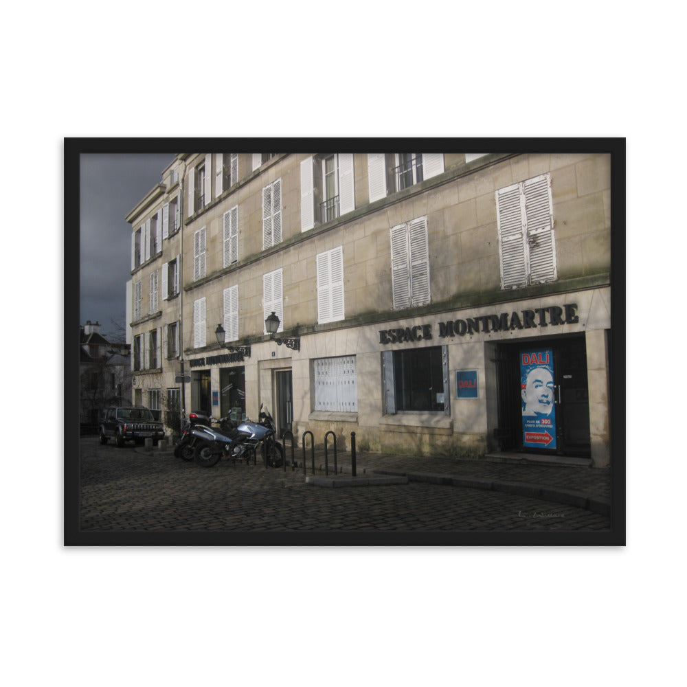 Paris Montmartre 9 framed matte photo