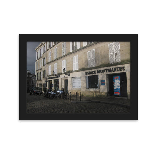 Paris Montmartre 9 framed matte photo